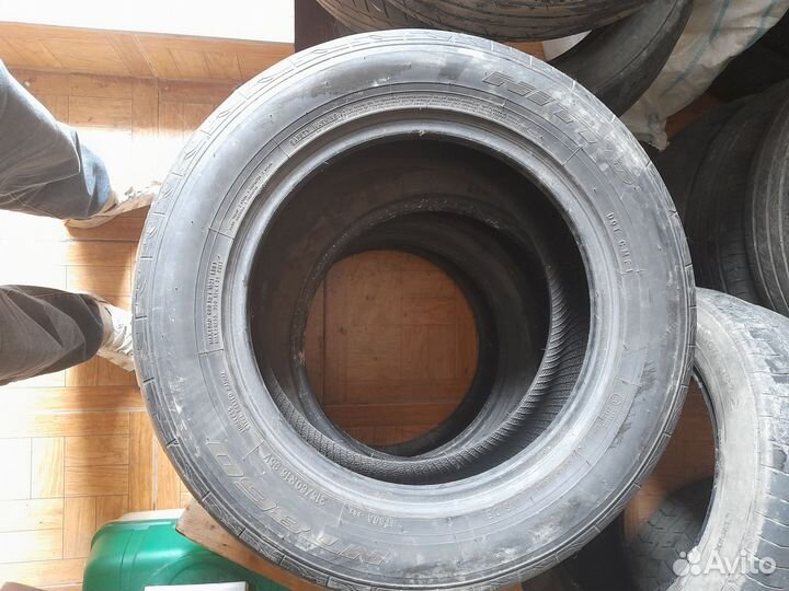 Bridgestone 613V 215/60 R16