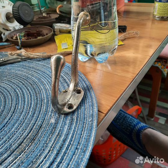 Вешалка бронзовая винтаж