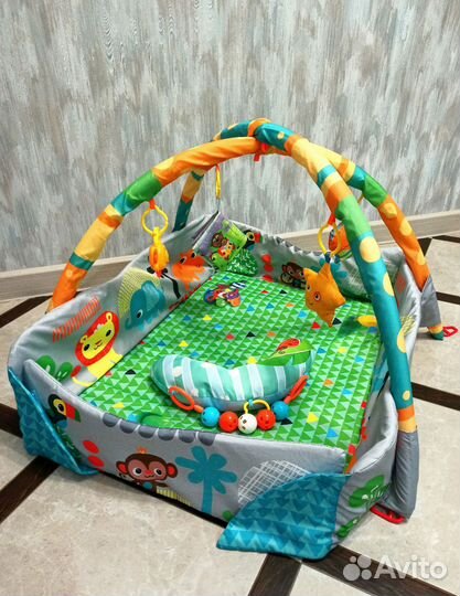 Развивающий коврик детский