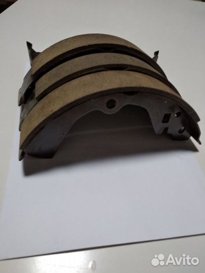 Тормозные колодки Nissan