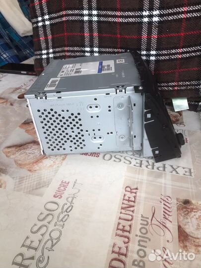 Штатная магнитола Kia Sorento 2013 года