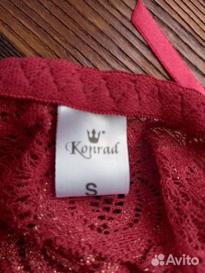 Комплект белья Konrad, новый, р.S