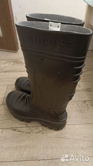 Резиновые сапоги