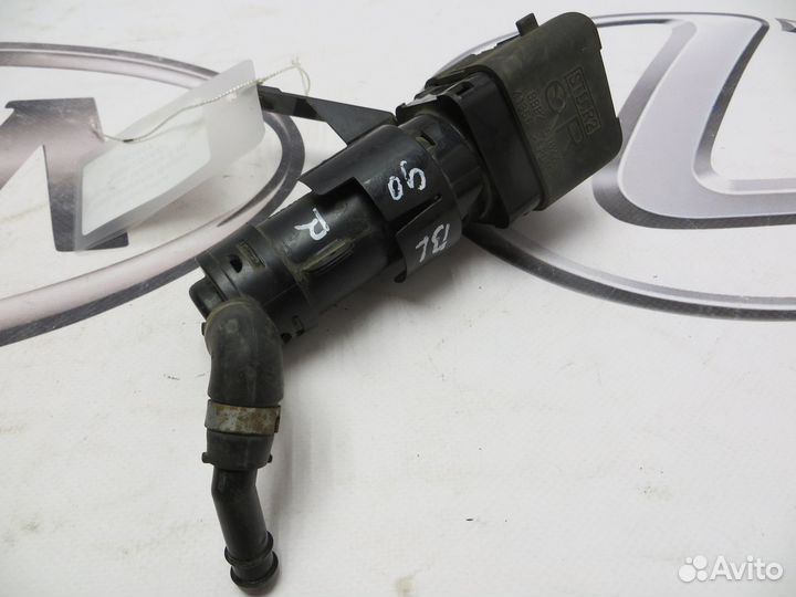 Форсунка омывателя фар правая Mazda 3 BL