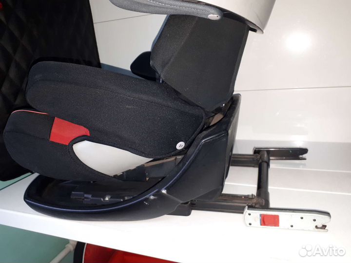 Автокресло Cybex Pallas 2-fix 9-36 кг хор.сост