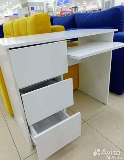 Стол письменный Мори 6/3, белый, левый или правый