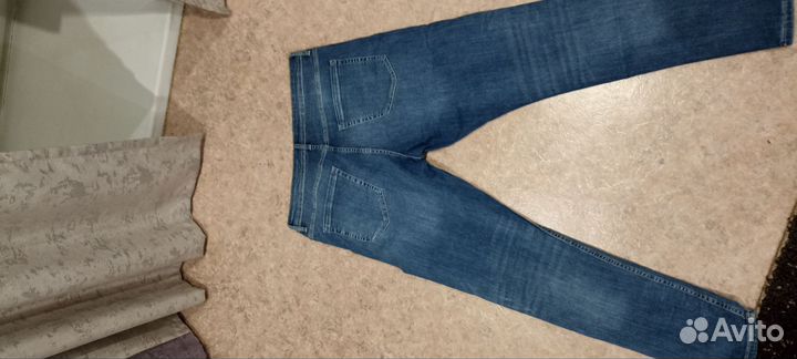 Джинсы