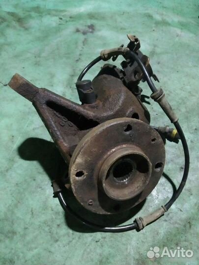 Кулак поворотный правый Lifan Breez