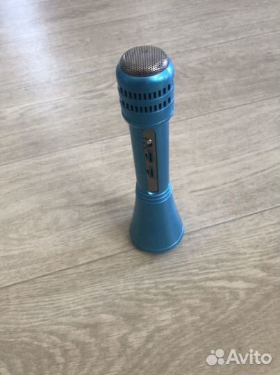 Караоке микрофон