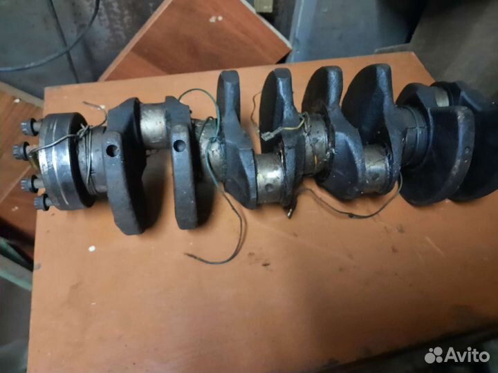 Коленчатый вал Mercedes Ben's W124