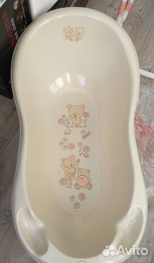 Ванночка для купания с горкой