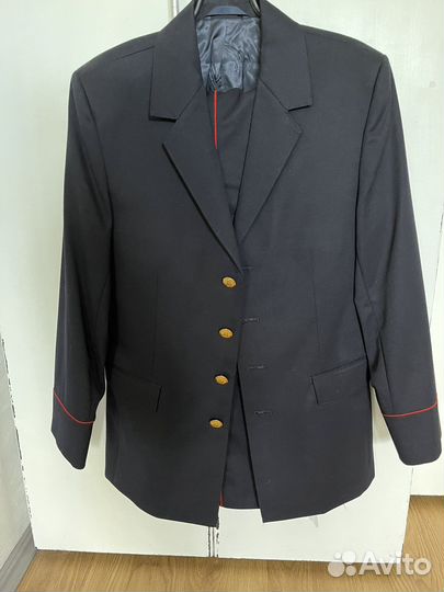 Китель и брюки