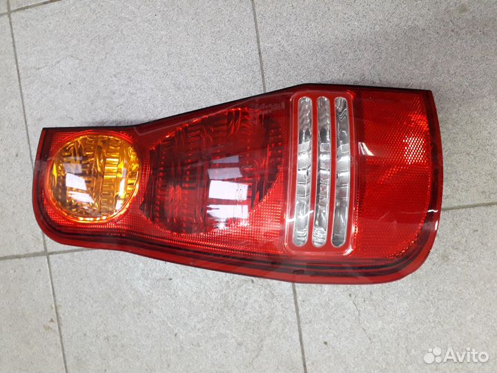 Фонарь левый Матрикс