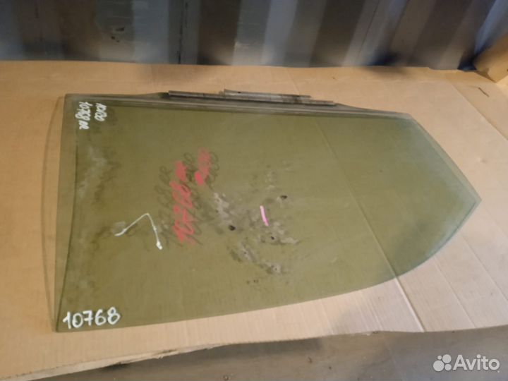 Стекло прав.зад. Toy/ Camry/ ACV30,ACV35/ к.т.№6811333140