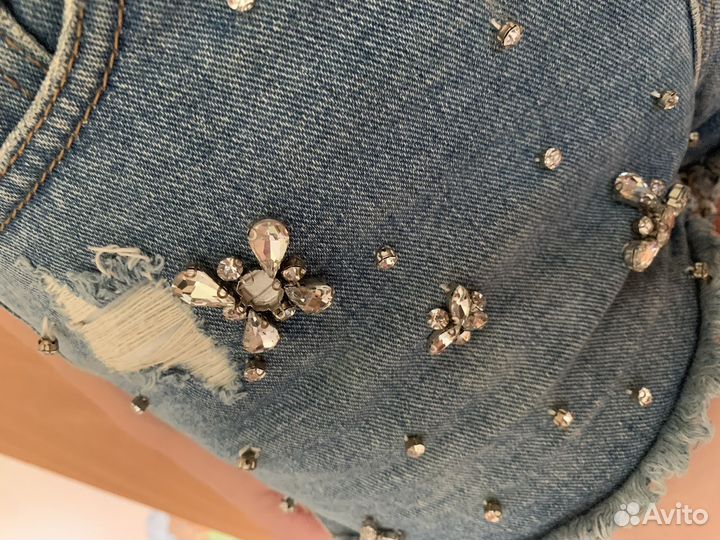 Джинсовые шорты