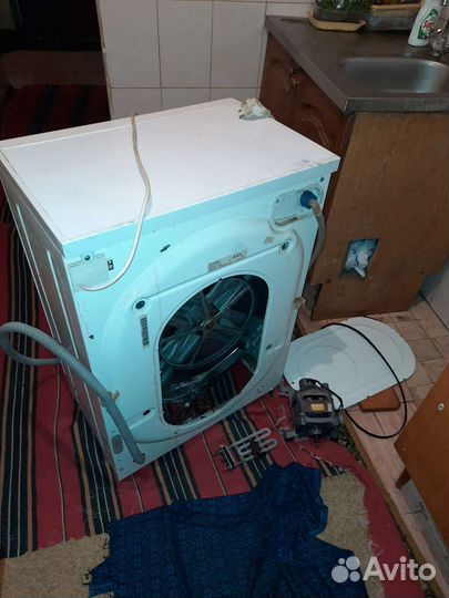 Нижняя декоративная панель Indesit Ariston