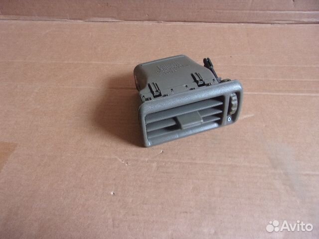 Опель Вектра А, 88-95г., левый дефлектор панели