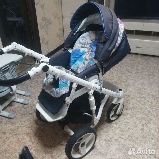 Коляска 2 в 1 adamex