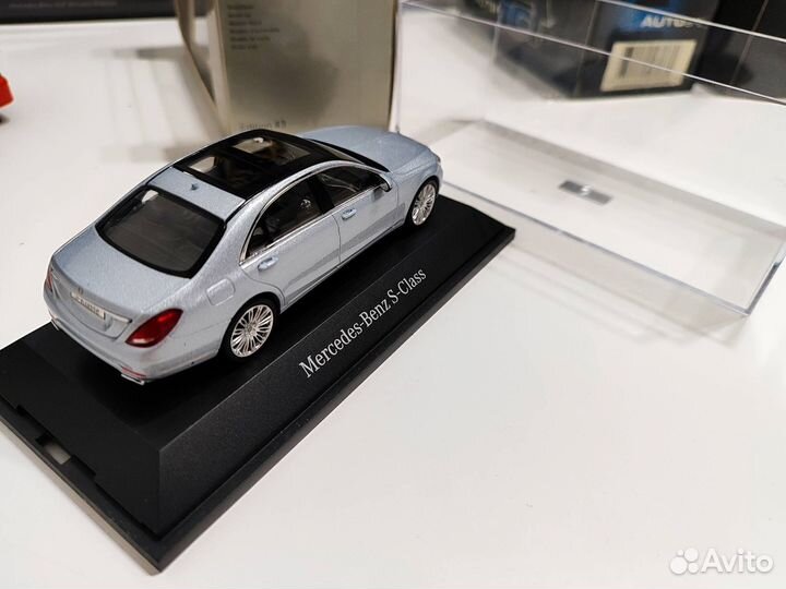 1/43 Mercedes-Benz S-Class V222 W222 Schuco