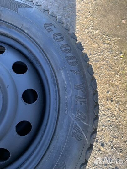 Комплект Колес Kia rio 185/65/15