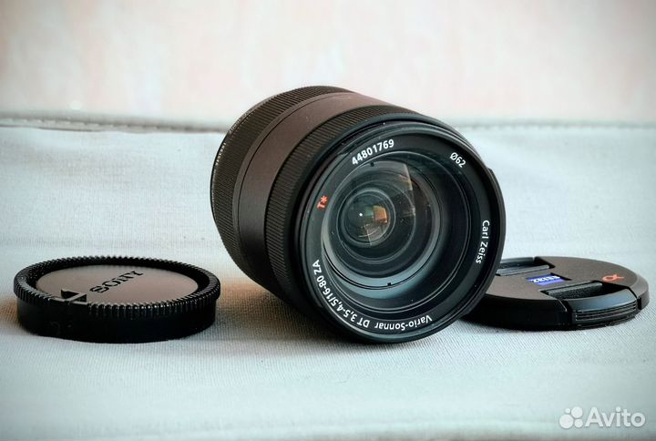 Sony Carl Zeiss 16-80mm ZA как новый
