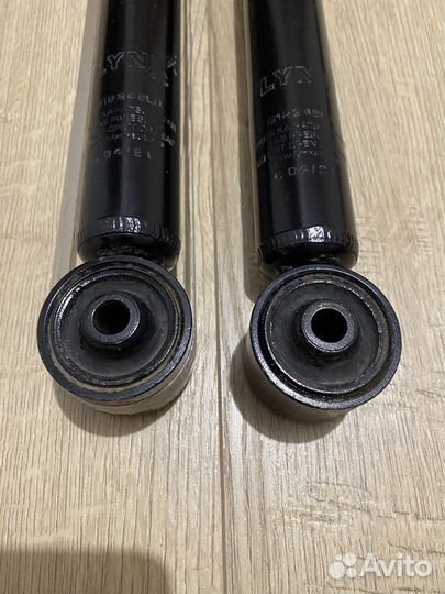 Амортизаторы/стойки задние VW Polo V