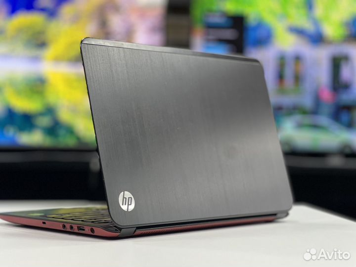 Ультрабук HP Core i5 8G озу SSD256g Металл