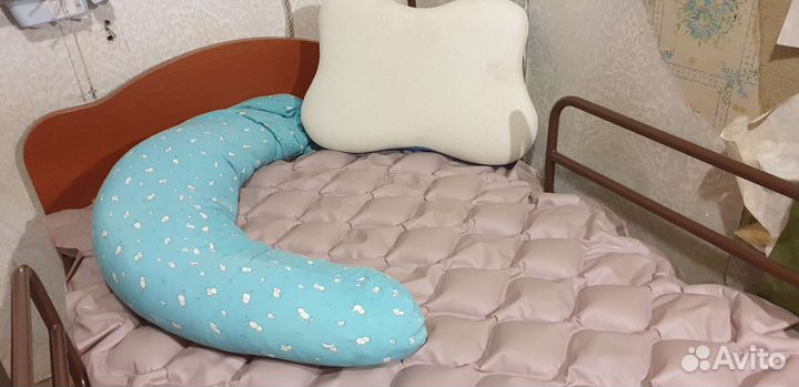 Медицинская кровать