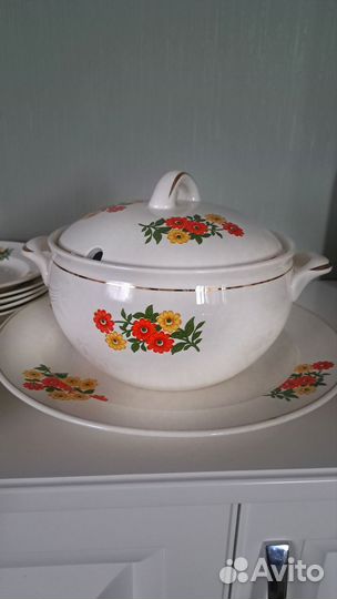 Набор столовой посуды зик