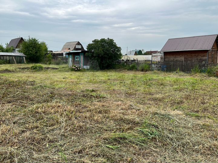 Дача 15 м² на участке 9,3 сот.