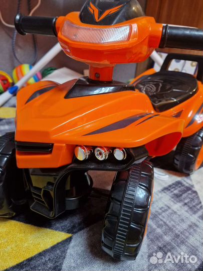 Квадроцикл, машина каталка