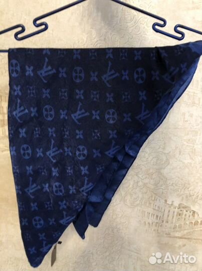 Шелковый платок Новый