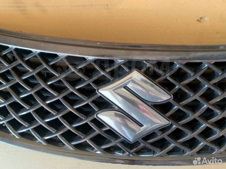 Решетка радиатора Suzuki Kizashi RE91S J24B
