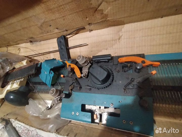 Машина вязальная ручная Нева-5