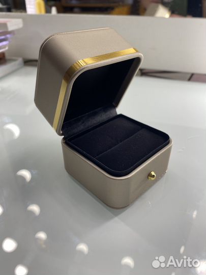 Футляр для украшений