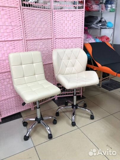 Стул для мастера ресниц