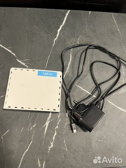 Маршрутизатор Mikrotik hAP lite