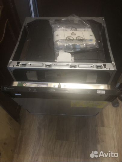 Посудомоечная машина Electrolux 60 новая