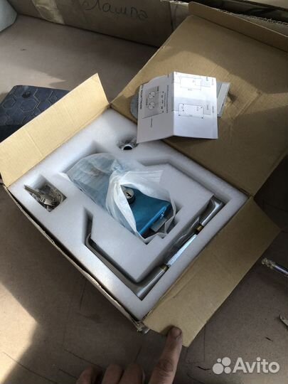 Замок для стеклянной двери