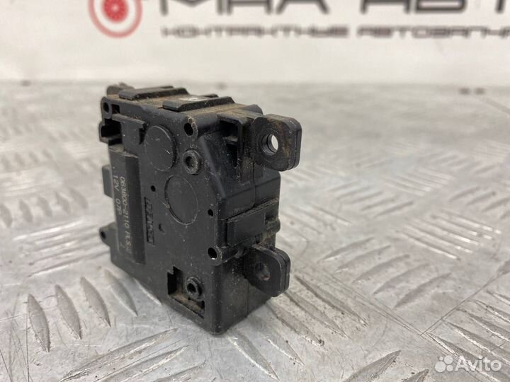 Б/У Сервопривод заслонки печки (моторчик