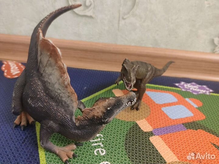 Динозавры маска на руку паук огромный