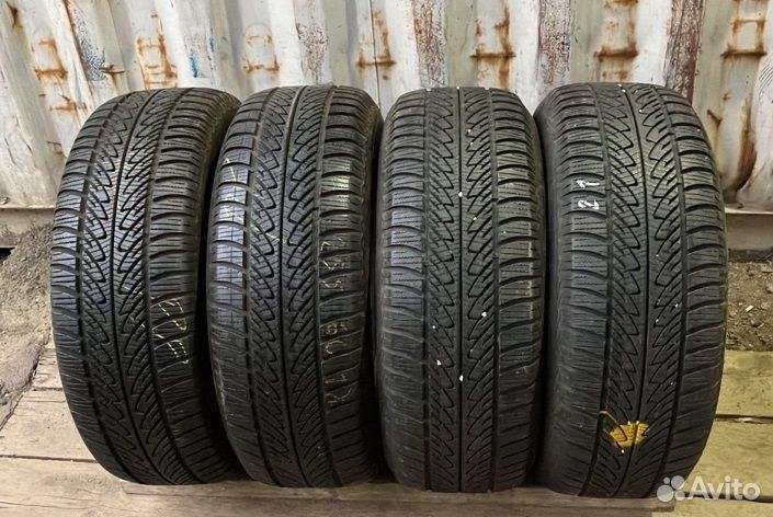 Goodyear UltraGrip 8 Performance 255/60 R18