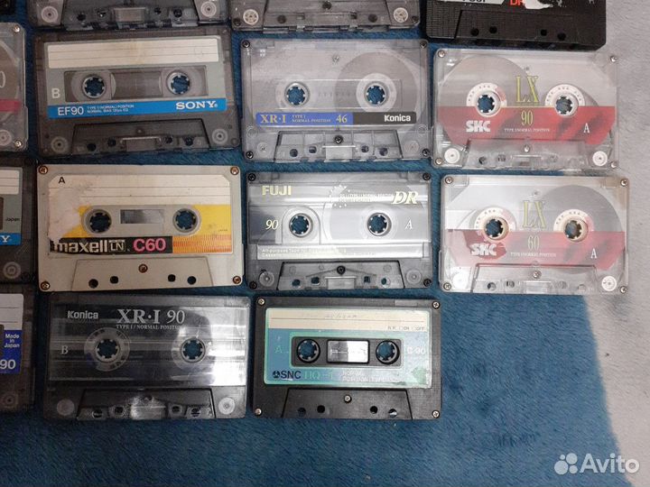 Аудиокассеты фирменные 24 штуки