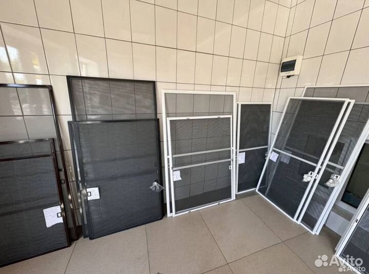 Москитные сетки с полотном антикошка, установка