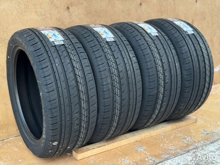 Arivo Ultra ARZ4 245/40 R17 96W