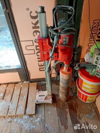 Продам алмазную бурильную установку