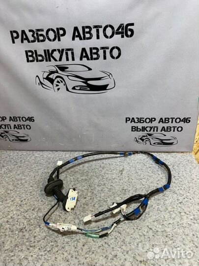 Проводка двери задняя правая Toyota Camry V70 A25A