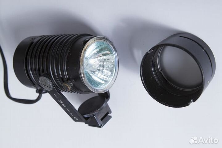 Накамерный видеосвет Ianiro Aladino