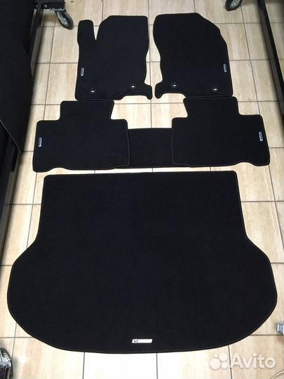 Велюровые автоковрики для Лексус NX
