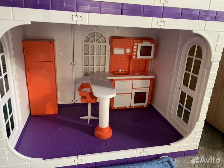 Домик кукольный большой